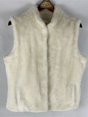 White House Black Market Faux Fur Vest Cream Ivory Size M
